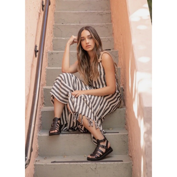 MIA Annie - Caged Gladiator Sandals - Picture 3 of 7